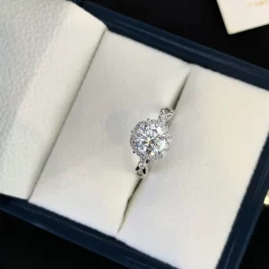 18K Gold Lab-Grown Diamond Ring — 1.09 ct — view 1