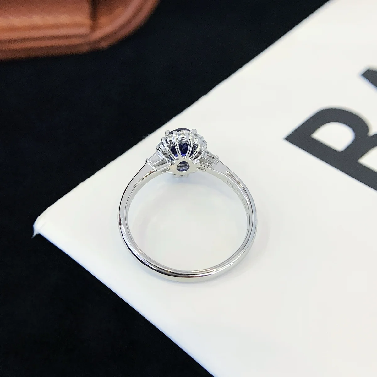 PT950 Platinum Lab-Grown Sapphire Ring — 0.918 ct — view 3