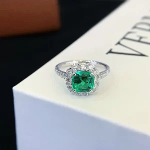 18K Gold Lab-Grown Emerald Ring — 1.4 ct — view 1