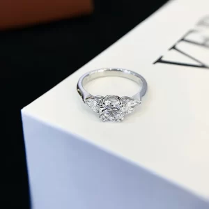18K Gold Lab-Grown Diamond Ring — 1.02 ct — view 1