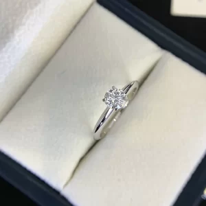 18K Gold Lab-Grown Diamond Ring — 0.55 ct — view 1
