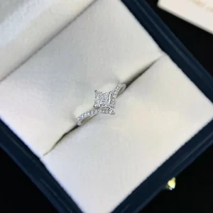 18K Gold Lab-Grown Diamond Ring — 0.4 ct — view 1