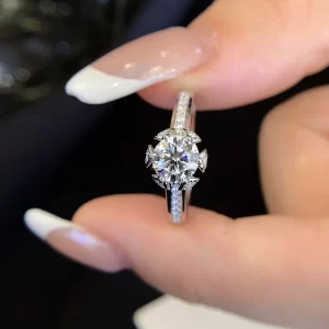 18K Gold Lab-Grown Diamond Ring — 0.652 ct — view 1