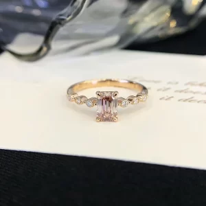 18K Gold Lab-Grown Pink Diamond Ring — 0.787 ct — view 1