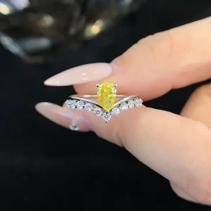 PT950 Platinum Pear-Shaped Lab-Grown Yellow Diamond Ring — 0.7 ct — view 1
