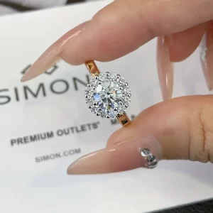 18K Gold Lab-Grown Diamond Ring — 0.82 ct — view 1