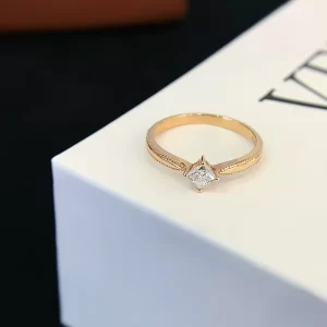 18K Gold Princess-Cut Lab-Grown Diamond Ring — 0.28 ct — view 1