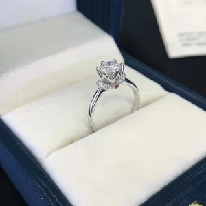 18K Gold Lab-Grown Diamond Ring — 0.942 ct — view 1