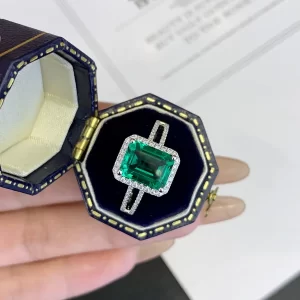 18K Gold Lab-Grown Emerald Ring — 2 ct — view 1