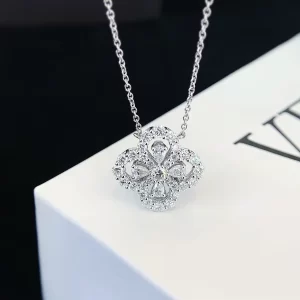 PT950 Platinum Four-Leaf Clover Lab-Grown Diamond Necklace — 0.243 ct — view 1