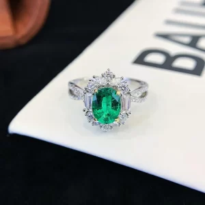 18K Gold Oval Lab-Grown Emerald Ring — 1.6 ct — view 1
