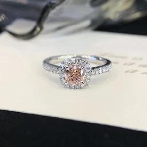 18K Gold Lab-Grown Pink Diamond Ring — 0.769 ct — view 1