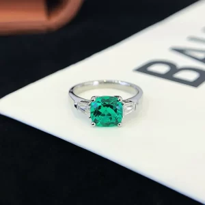 PT950 Platinum Cushion Lab-Grown Emerald Ring — 1.34 ct — view 1