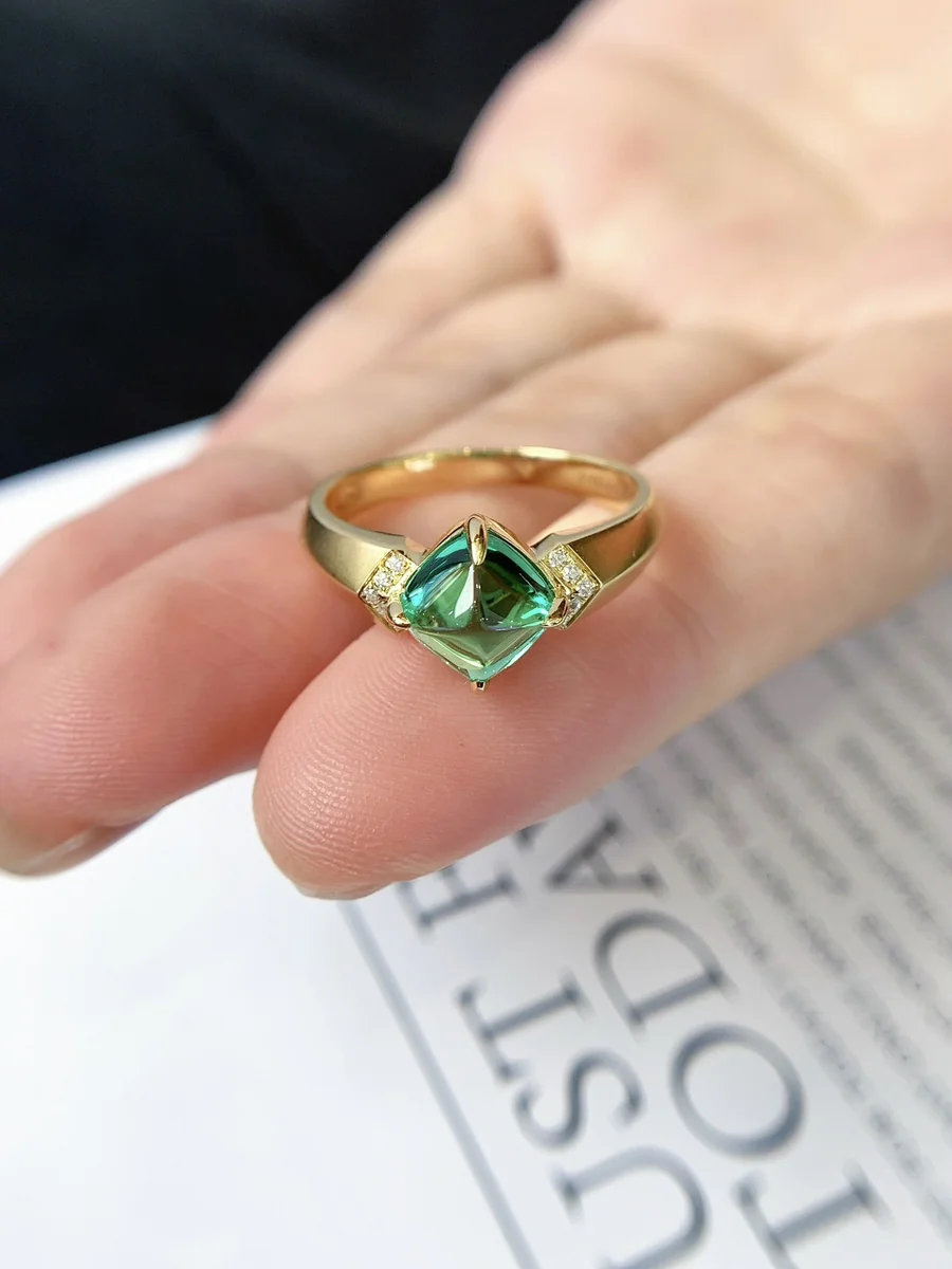 18K Gold Lab-Grown Emerald Ring — 2.08 ct — view 2
