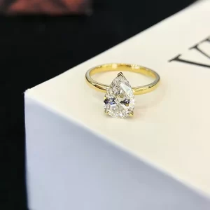 18K Gold Pear-Shaped Lab-Grown Diamond Ring — 2.070 ct — view 1
