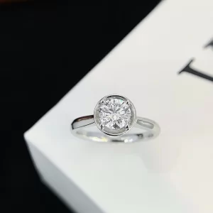 18K Gold Lab-Grown Diamond Ring — 0.84 ct — view 1