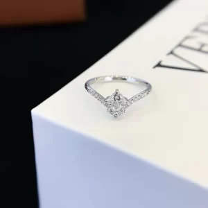 18K Gold Princess-Cut Lab-Grown Diamond Ring — 0.4 ct — view 1