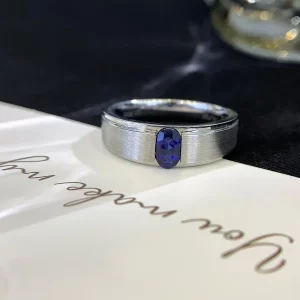 18K Gold Lab-Grown Sapphire Ring — 0.5 ct — view 1