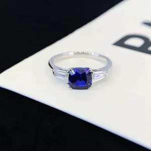 18K Gold Cushion Lab-Grown Sapphire Ring — 1.2 ct — view 1