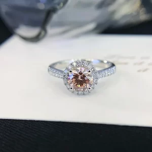 18K Gold Lab-Grown Pink Diamond Ring — 0.945 ct — view 1