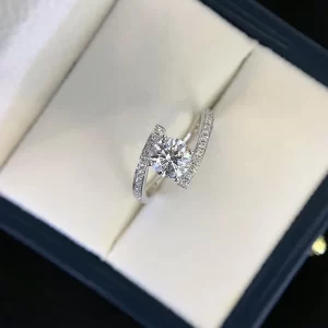 18K Gold Lab-Grown Diamond Ring — 1 ct — view 1
