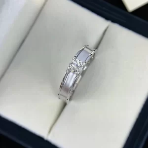 18K Gold Lab-Grown Diamond Ring — 0.3 ct — view 1