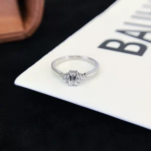 18K Gold Emerald-Cut Lab-Grown Diamond Ring — 0.3 ct — view 1