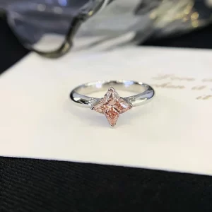 18K Gold Lab-Grown Pink Diamond Ring — 0.85 ct — view 1