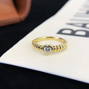18K Gold Heart Moissanite Ring — 0.3 ct — view 1
