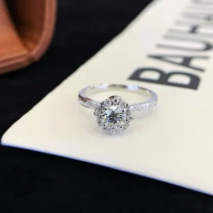 18K Gold Lab-Grown Diamond Ring — 0.60 ct — view 1