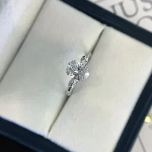 18K Gold Lab-Grown Diamond Ring — 1.05 ct — view 1