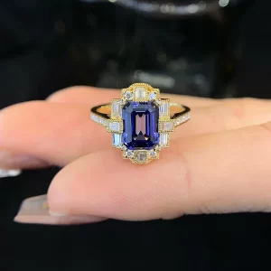18K Gold Lab-Grown Sapphire Ring — 2.086 ct — view 1