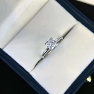 18K Gold Lab-Grown Diamond Ring — 1.01 ct — view 1