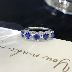 18K Gold Lab-Grown Sapphire Ring — 0.92 ct — view 1