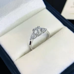 18K Gold Lab-Grown Diamond Ring — 1.044 ct — view 1
