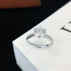 18K Gold Lab-Grown Diamond Ring — 2.01 ct — view 1