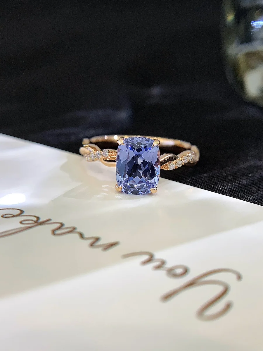 18K Gold Lab-Grown Sapphire Ring — 1.8 ct — view 3