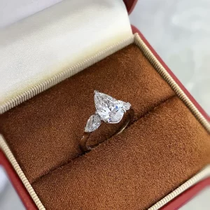 PT950 Platinum Pear-Shaped Lab-Grown Diamond Ring — 2.07 ct — view 1